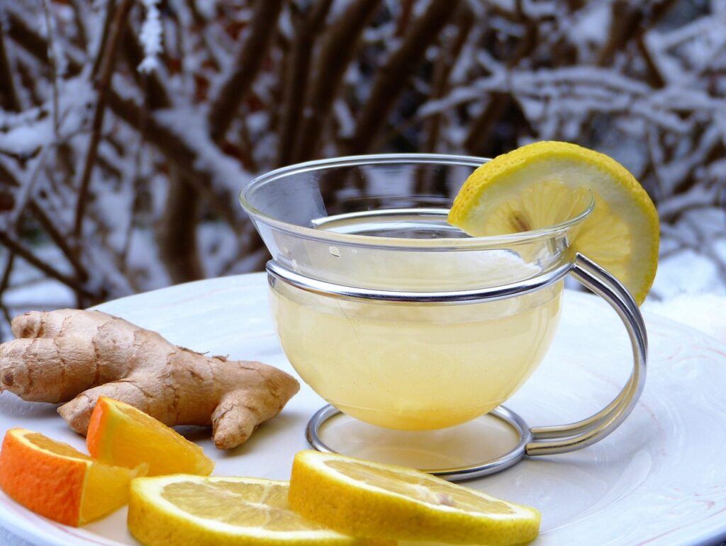 lemon, ginger, orange, snow, hot, drink, tea, outdoors, in the free, wind, ice cream, frost, prevent, vitamins, defense, pension, flu, virus, cold, fresh, healthy, bio, nature, fruit, health, immune system, immune, abwehrkräfte, self-healing, naturopath, responsibility, nourishment, winter, freeze, stay healthy, health prophylaxis, rich in vitamins, citrus fruits, vitamin c, sour, juice, vitaminhaltig, angry